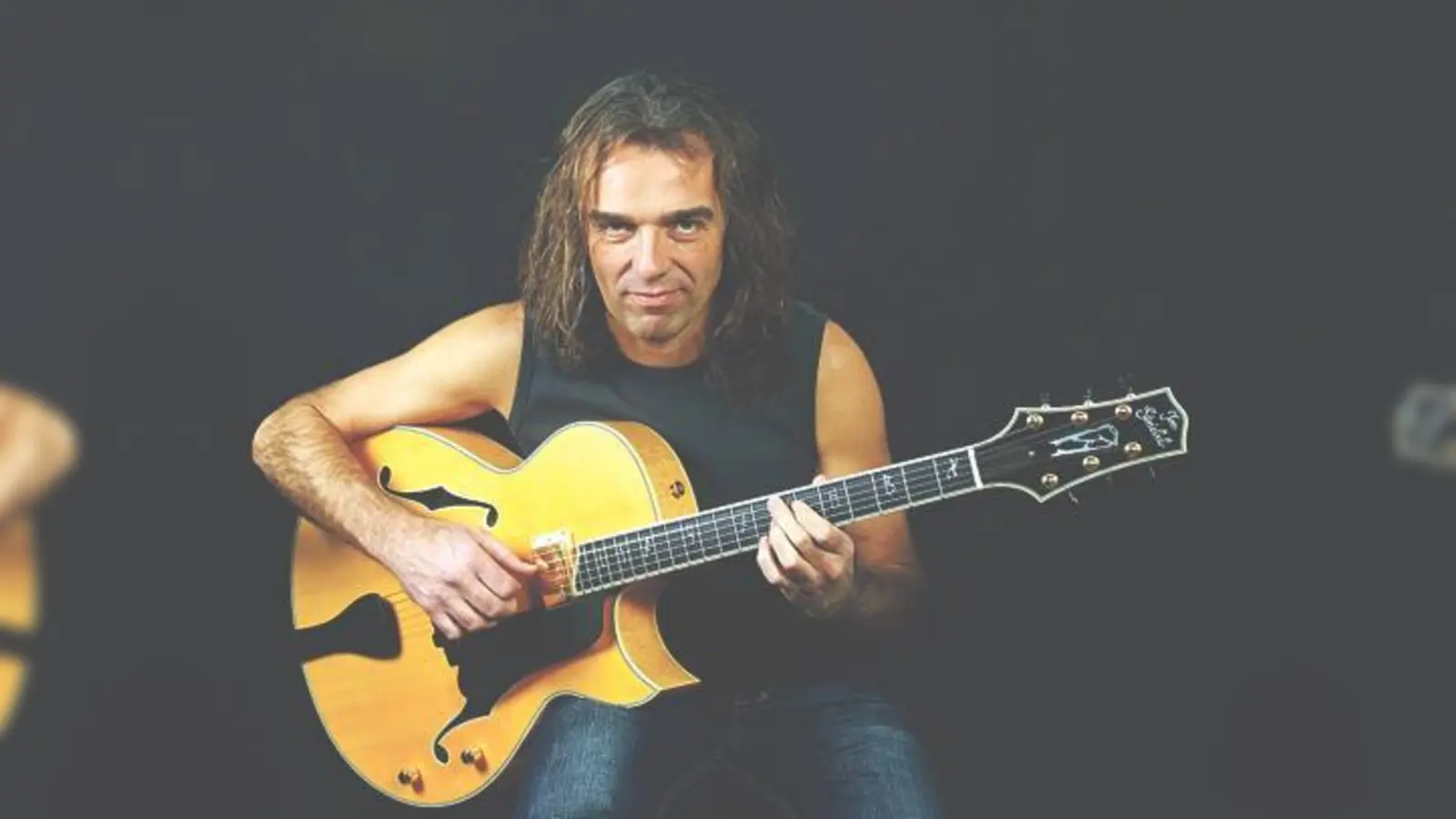 Auch Peter Autschbach hat bei der Acoustic Guitar Night einen Auftritt.	 (Foto: Peter Striebel)