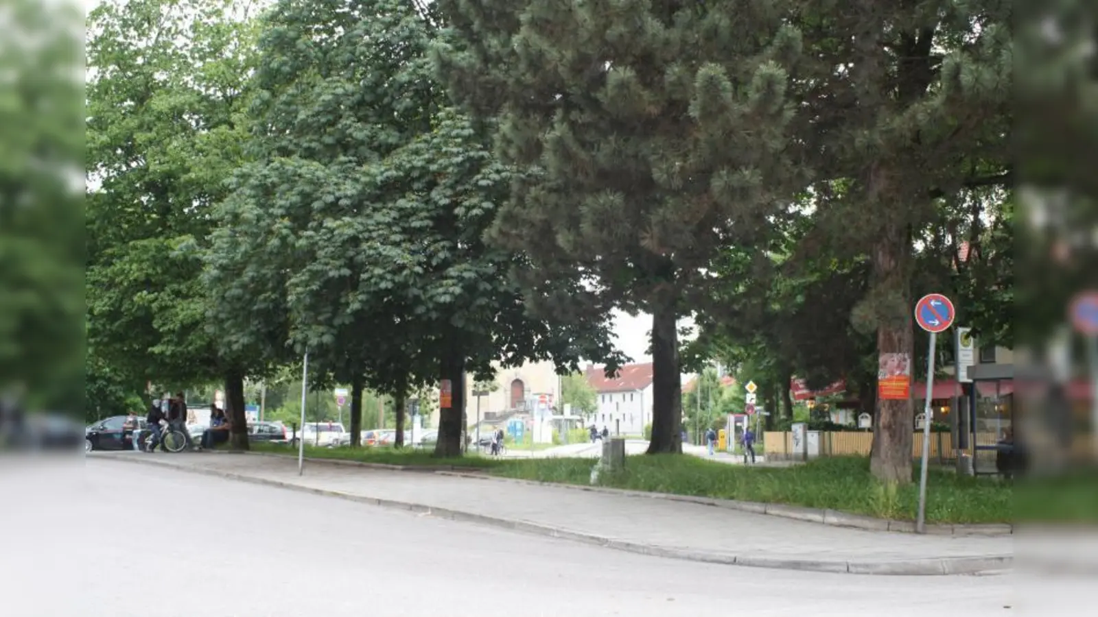 Der Oertelplatz in Allach: Nach Meinung von Josef Wieland ist hier eine erhebliche Verkehrszunahme zu erwarten. (Foto: sb)