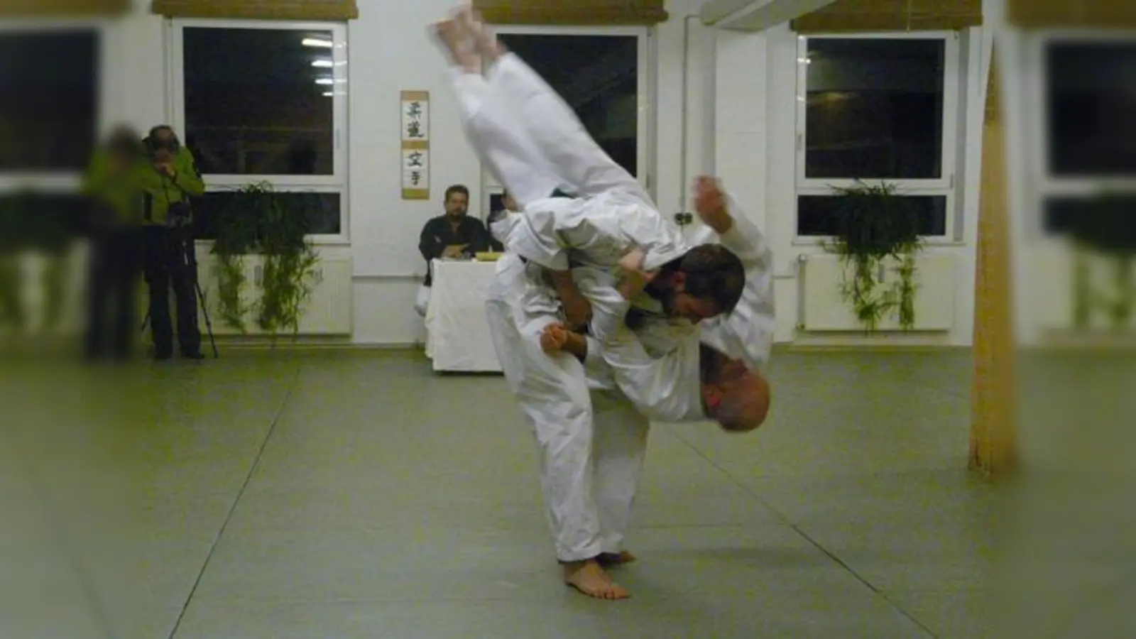 Jiu-Jitsu ist nicht nur Verteidigung: Auch Respekt und Rücksichtnahme werden trainiert.	 (Foto: VA)
