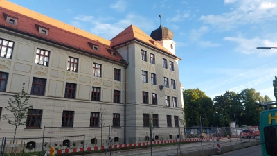 Ab 1. Oktober sitzt die MVHS Ost wieder im ehemaligen St.-Martin-Spital in Obergiesing. Auch die Kurse der Senioren Volkshochschule Ost finden dort statt. (Foto: bas)
