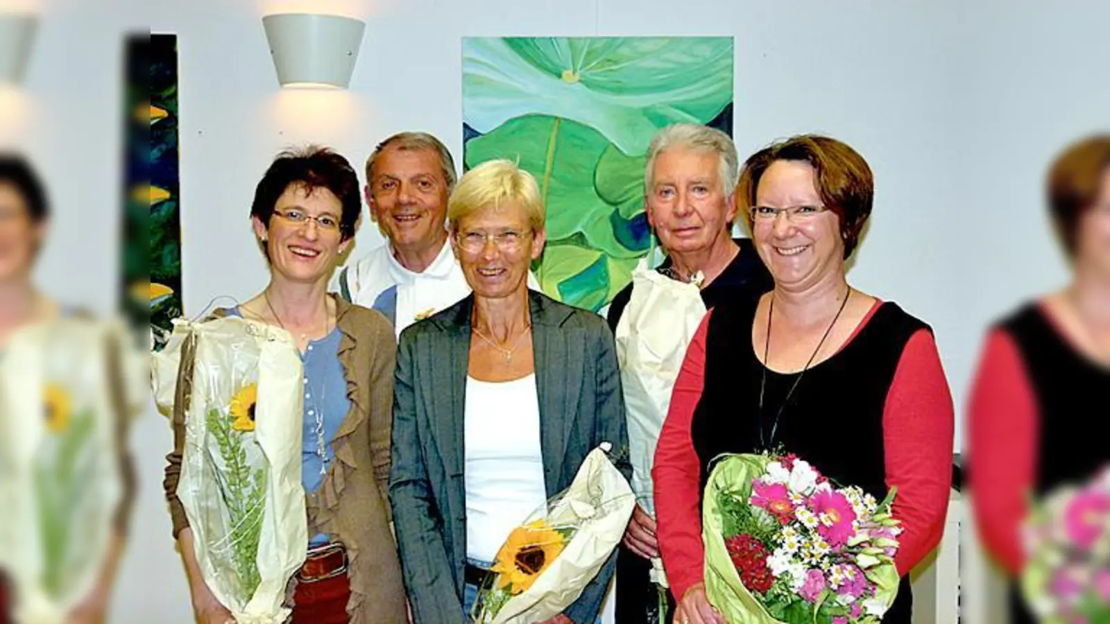 (V. l.) Lydia Matuschtik (1. Stellvertreterin), Werner Brenner (Schriftführer), Waltraud Specker (Vorsitzende), Alfred Graf von Matuschka (2. Stellvertreter) und Heidrun Alof (Kassier).	 (Foto: VA)