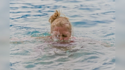 Immer mehr Jugendliche sind keine guten Schwimmer. Mit dem Tag des Schwimmens in Grafing will die Wasserwacht dieser Entwicklung entgegenwirken. (Foto: BRK)