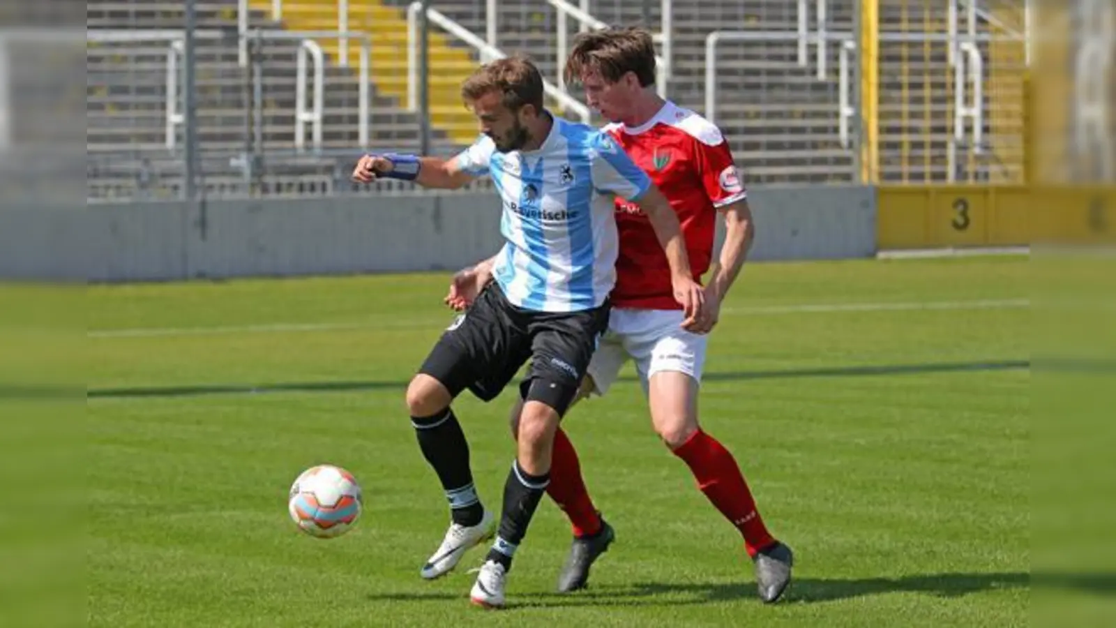 Enges Ringen um Punkte: Junge Lo&amp;#776;wen gegen die »Schnu&amp;#776;del«.  (Foto: Anne Wild)