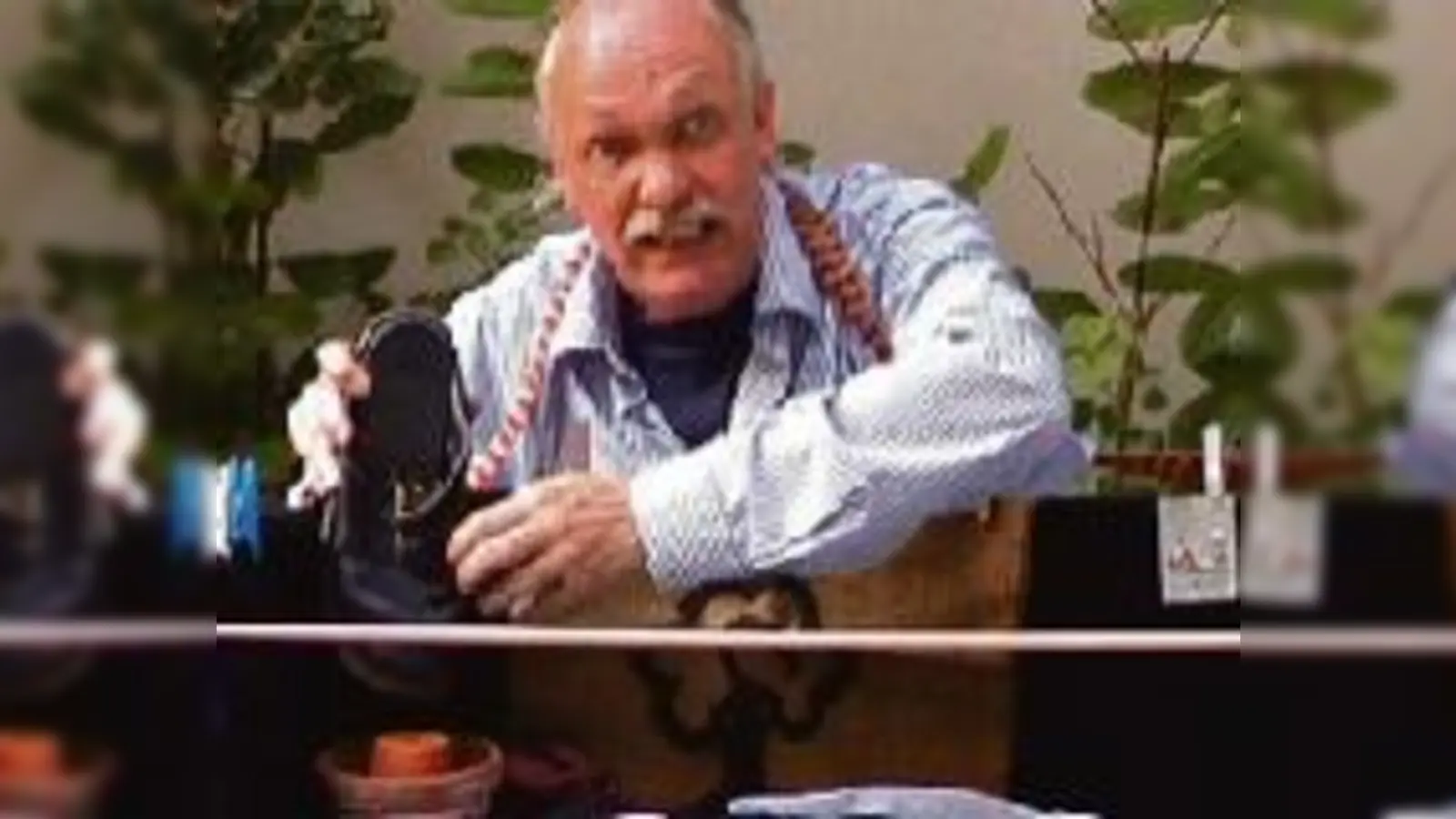 Martin Hinder und seine »Schauspieler«.  (Foto: VA)