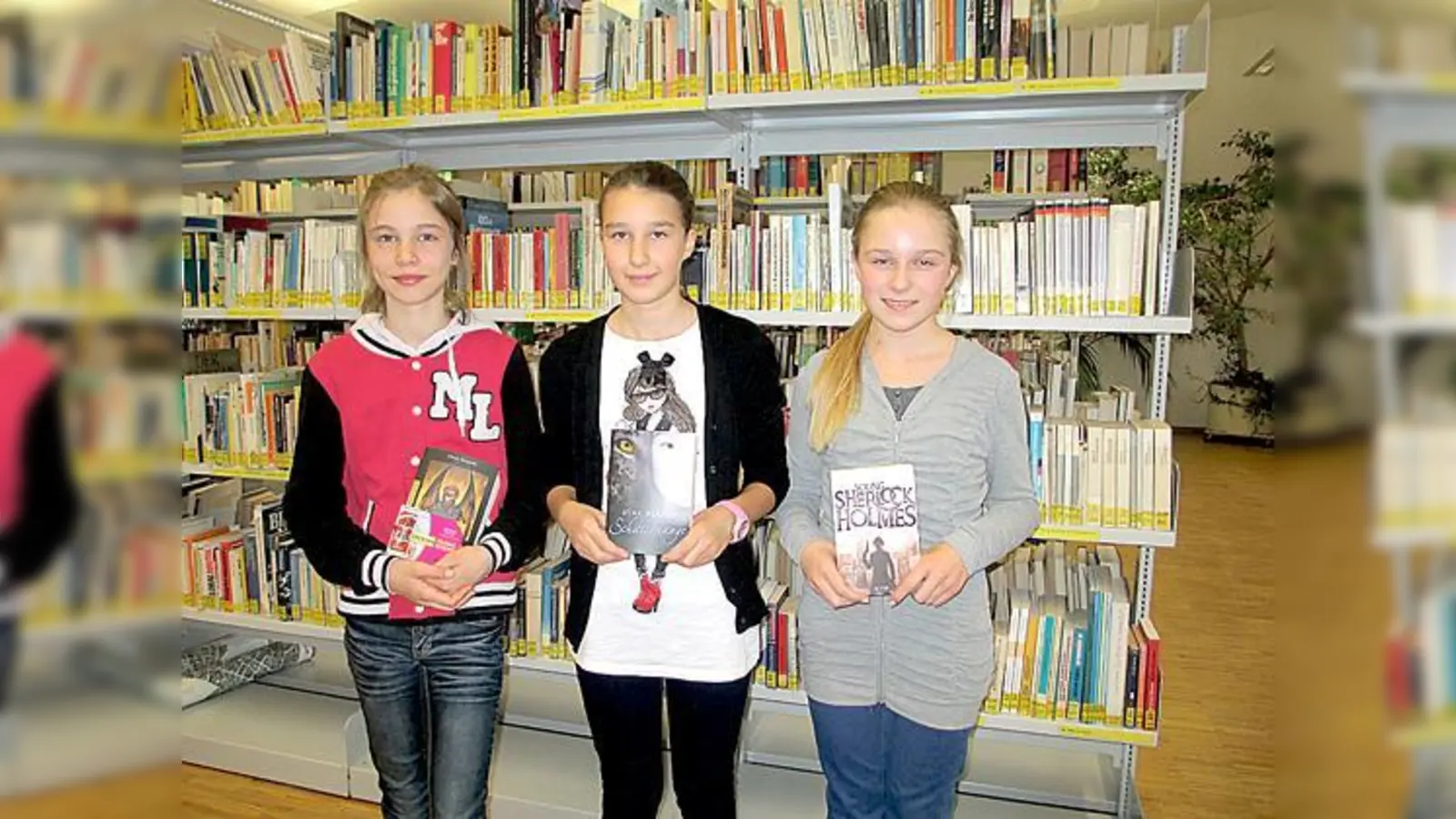 Die drei besten Leserinnen des Humboldt-Gymnasiums: Carolin Schneider, Giulia König und Lena Warkus.	 (Foto: Schule)