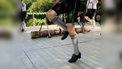 Bayerischen Volkstanz kann man bei der vhs erlernen. (Foto: hw)