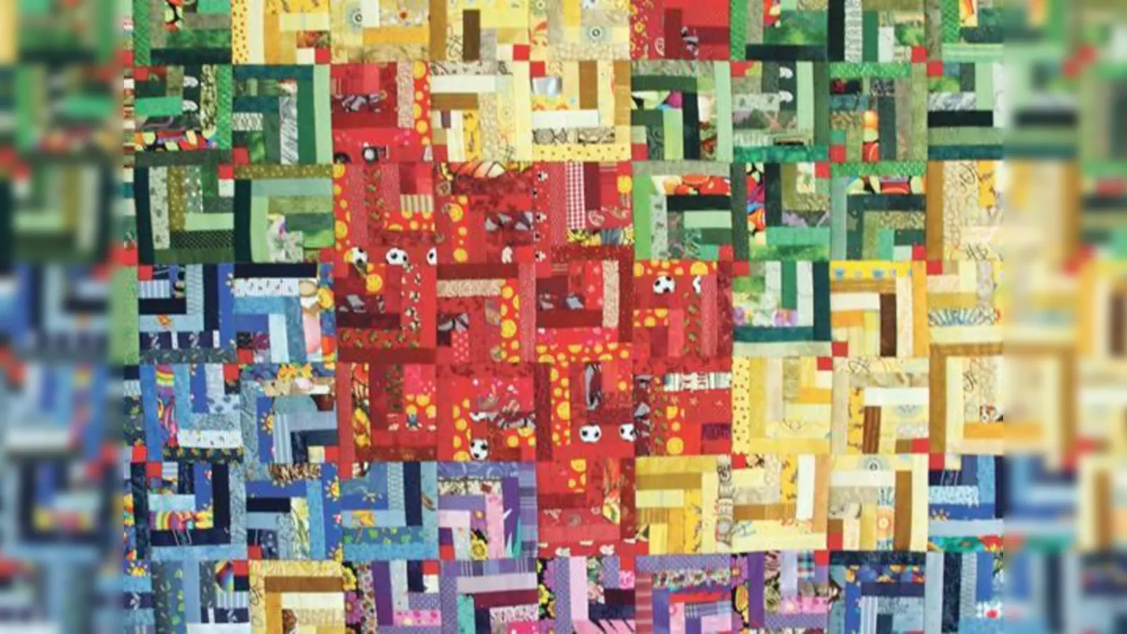 Wandbehänge, Taschen und Kissen fertigt Ludgera Lange aus Stoff  zu sehen im Pflegeheim St. Michael.	 (Foto: VA)