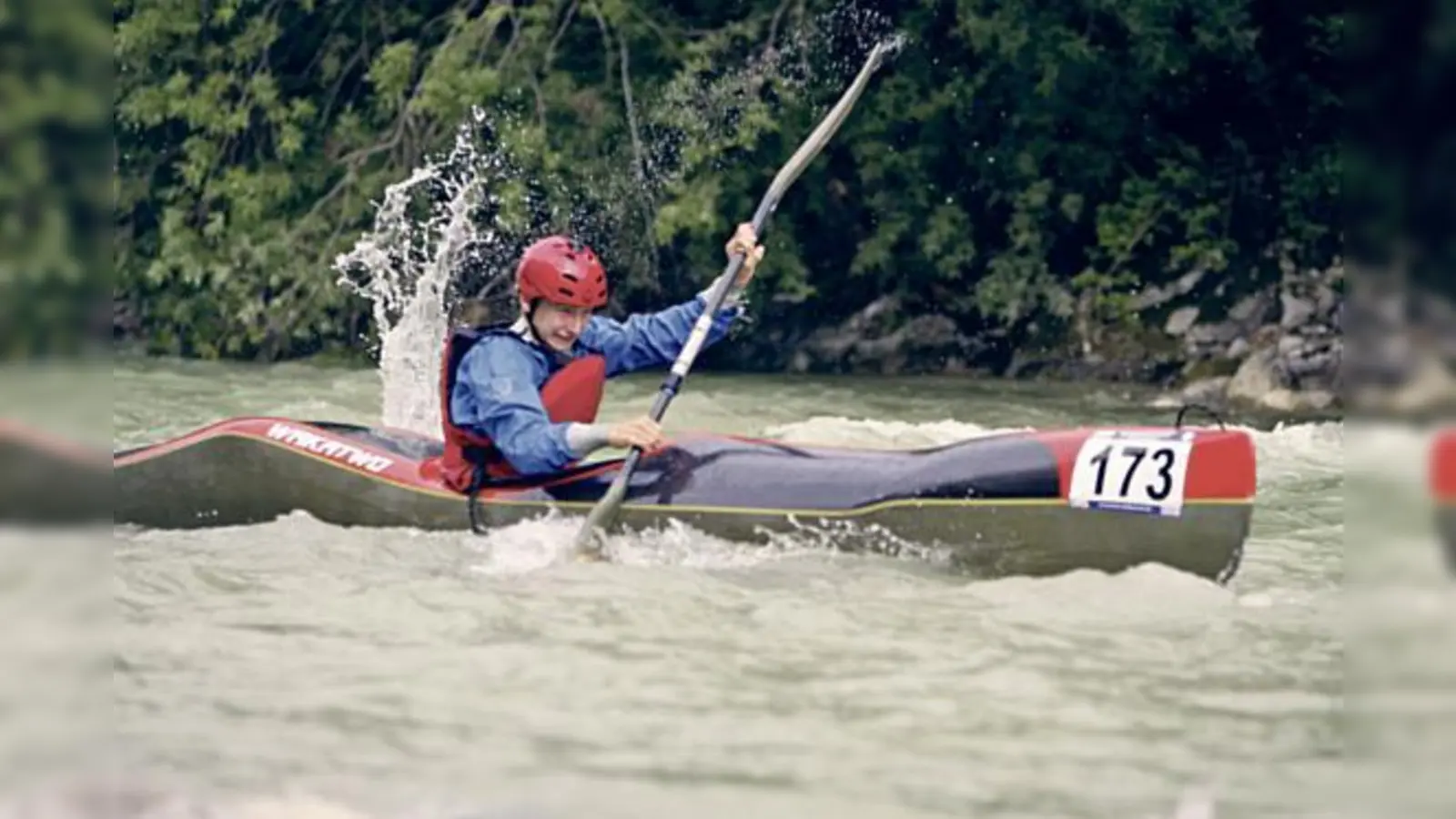 Der Ismaninger Kanute Nico Paufler in Aktion bei der deutschen Meisterschaft 2014 in Kramsach.  (Foto: Bayerischer Kanu-Verband)