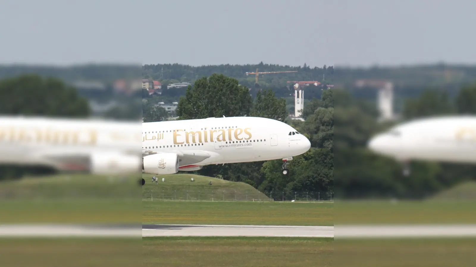 Klare Sache: Bei Flugverspätungen von über 3 Stunden erhalten Fluggäste eine Ausgleichszahlung. Bei weniger Verspätung allerdings nicht! (Foto:  J. Patrick Fischer - CC BY-SA 3.0)