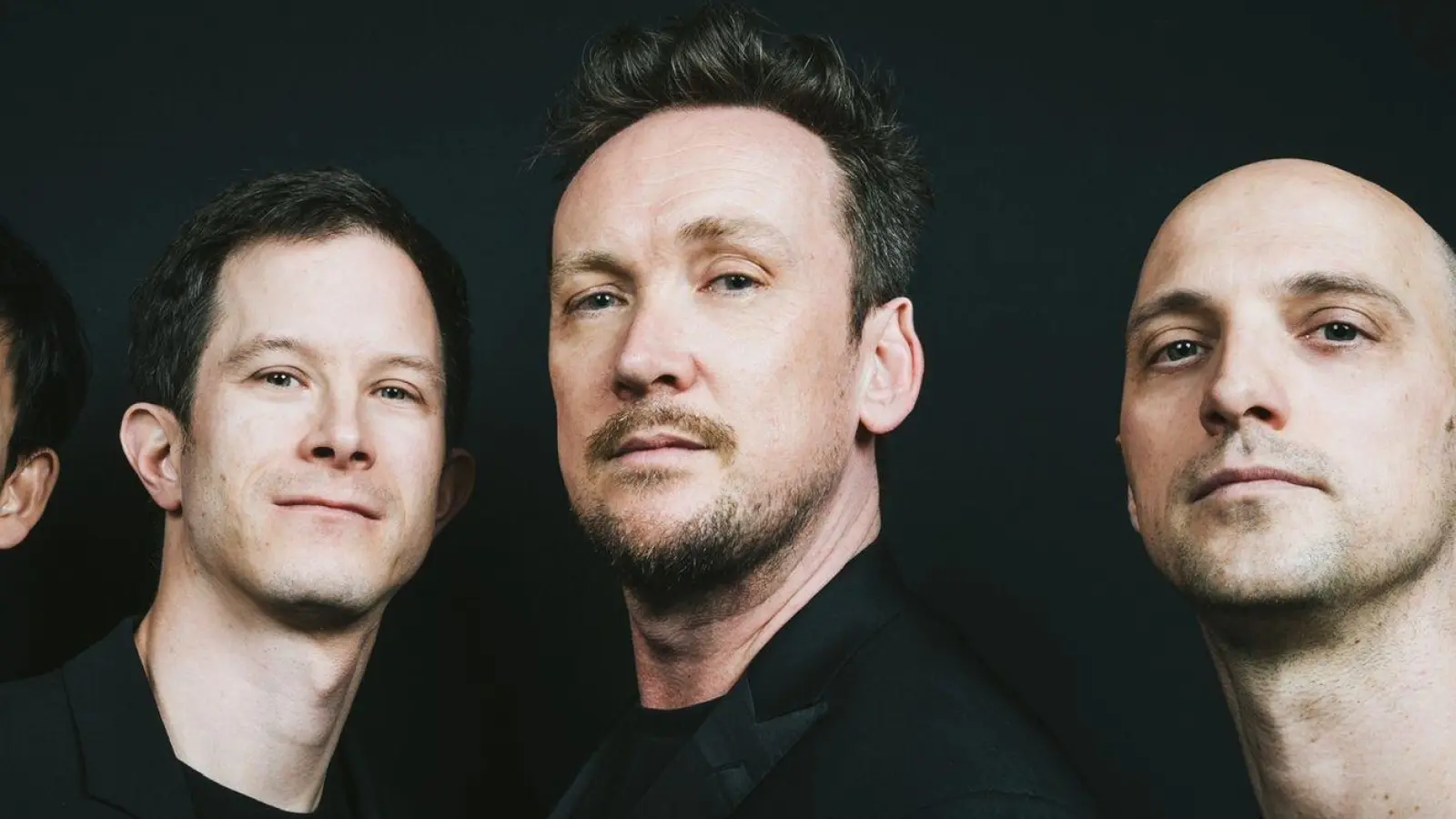 Die Solisten aus dem Symphonieorchester des Bayerischen Rundfunks kommen nach Seefeld (v.l.): Lorenz Chen, Korbinian Altenberger, Benedict Hames und Jaka Stadler. (Foto: BR/Astrid Ackermann)