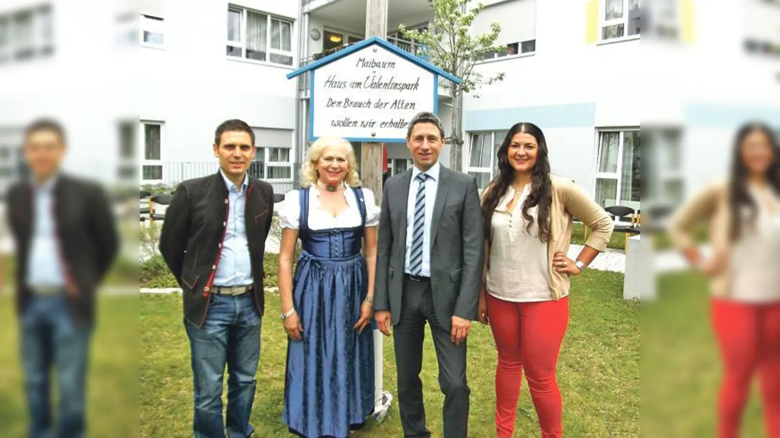 Beim Maibaum-Fest in Unterschleißheim. 	 (Foto: VA)