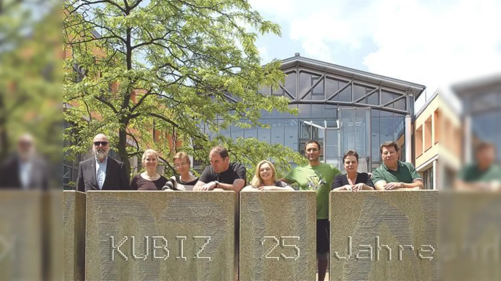 Das Team des Kulturamtes Unterhaching unter der Leitung von Ursuala Maier-Eichhorn (2. v. l.) sorgt für ein abwechslungsreiches Programm. 	 (Foto: VA)