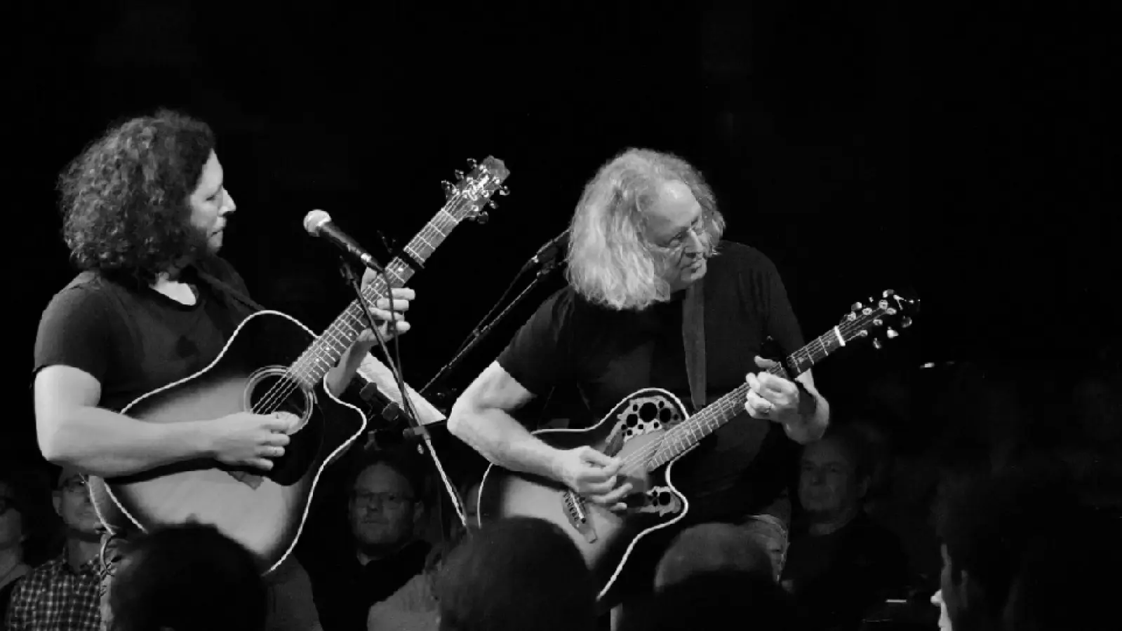 Apollon's Smile live im Lindenkeller. (Foto: Manu Glück und Lena Nieder)