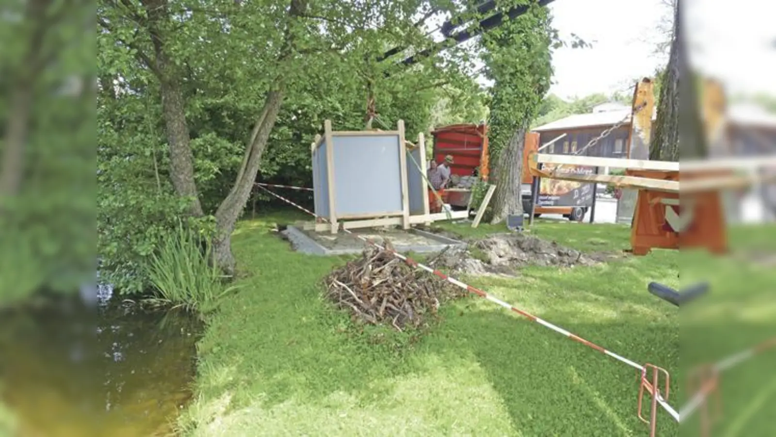 Die neuen Umkleiden am Klostersee stehen für alle Bade- und Sonnenhungrigen bereit. 	 (Foto: Stadt Ebersberg)