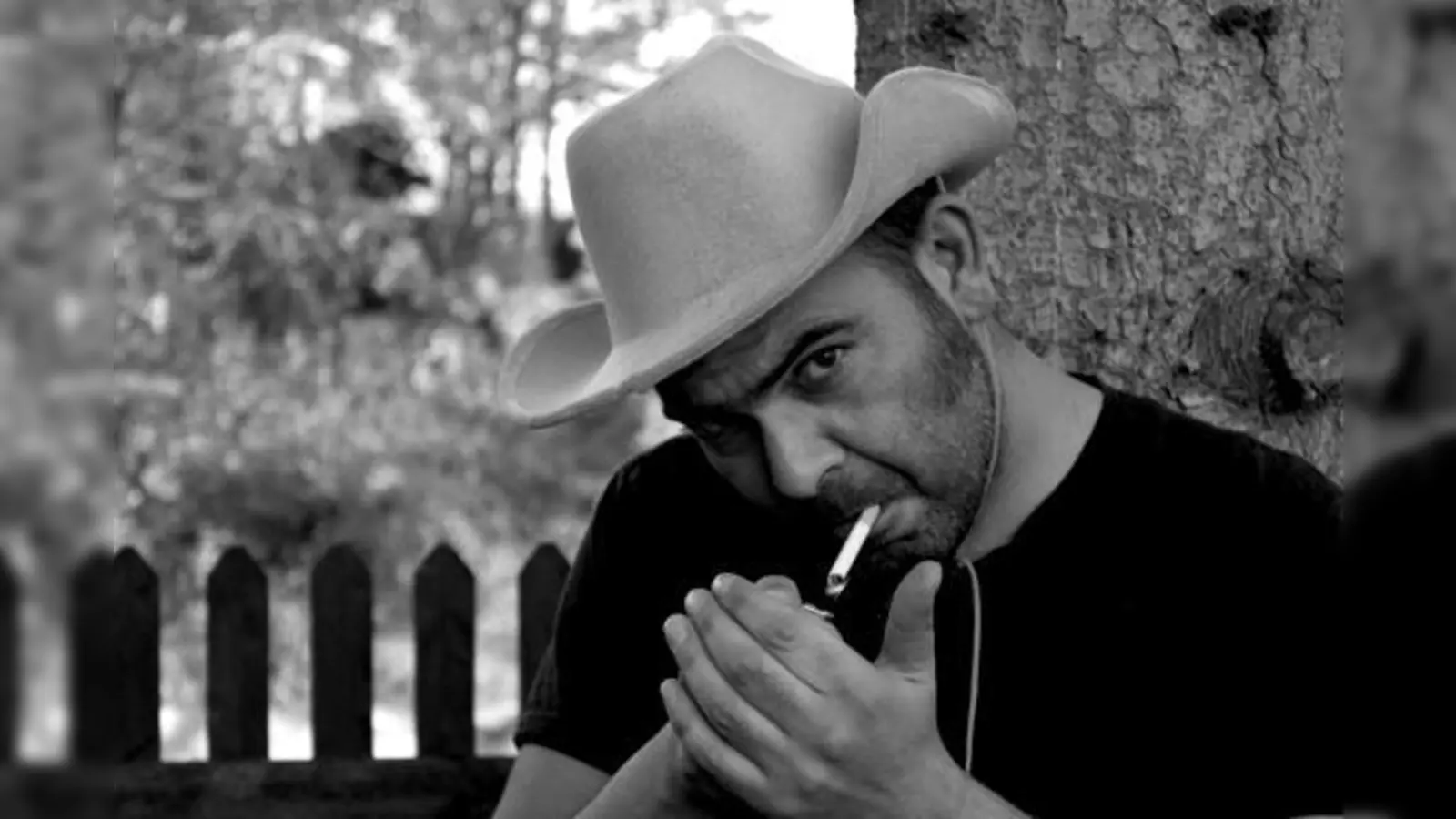 In »Ringl on Fire« spürt Hannes Ringlstetter den Mythen und Wahrheiten des Country-Daseins nach.	 (Foto: VA)