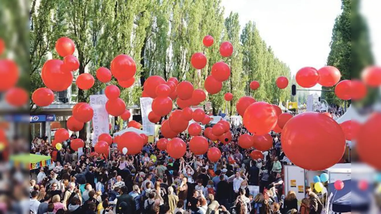 Der Corso Leopold wird wieder Tausende Münchner auf die Straßen locken. Dafür machen dann auch die Autos Platz.	 (Foto: Wolfgang Ruocka)