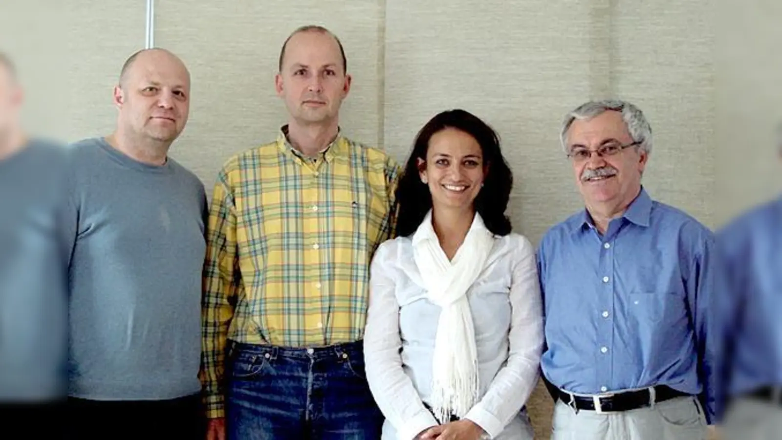 Frank Sautner, Udo Wessiepe, Manuela Obert und Bernhard Hoiß (v. li.) bilden den Vorstand des »Förderverein Schwimmbad Kirchseeon e.V.«.	 (Foto: Privat)