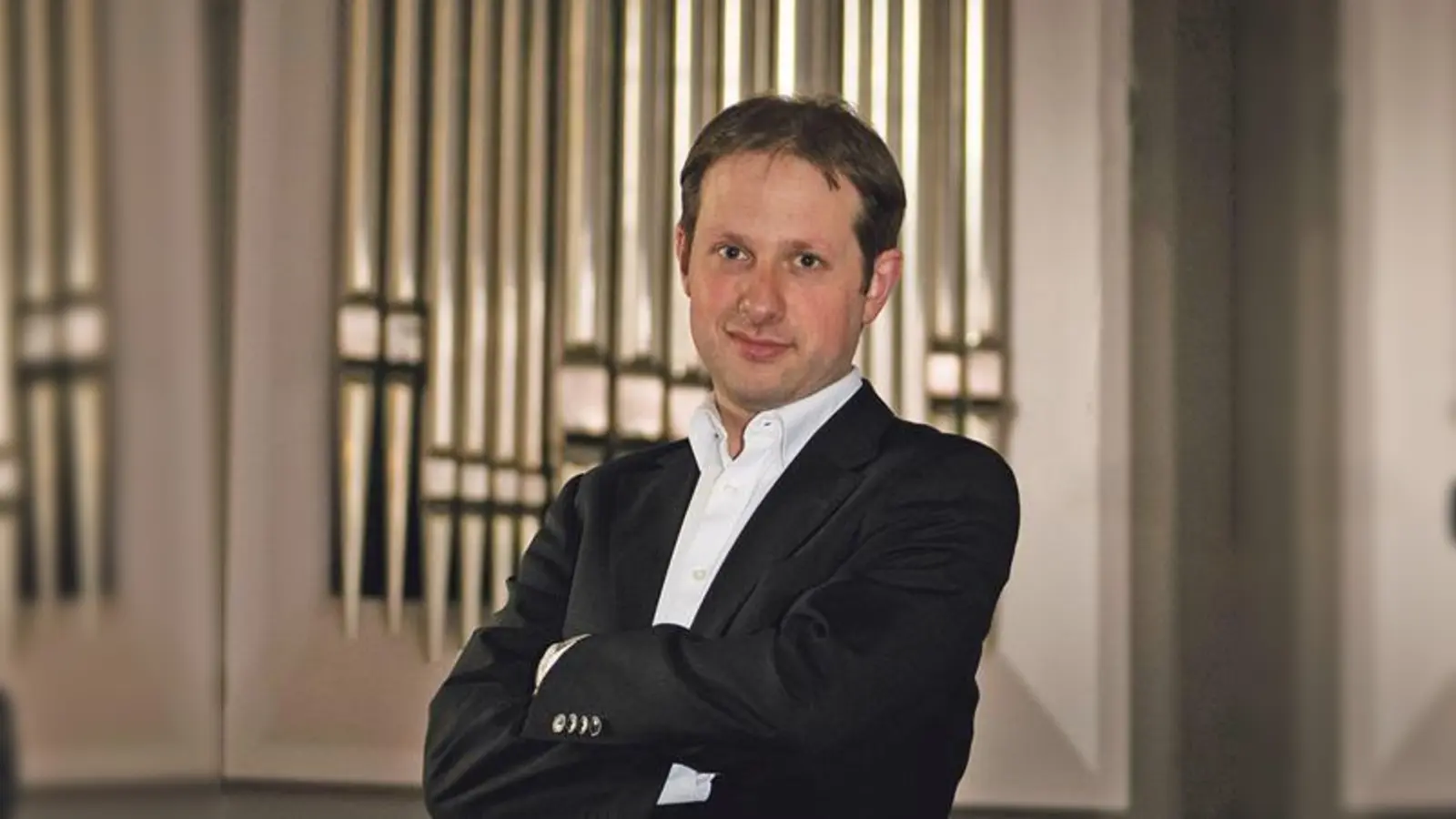 Peter Kofler spielt auf der Michaelsorgel.	 (Foto: Walter Glück)