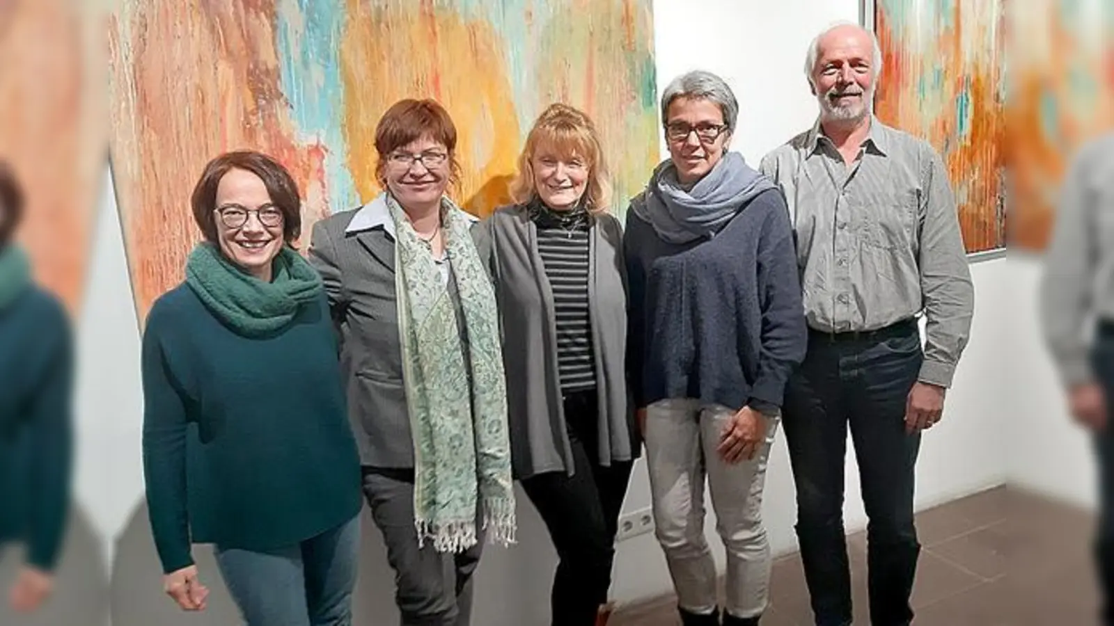 Der neue Vorstand des Kunstvereins Ottobrunn (v.l.):  Christine Renner, Bettina Feldermann, Eva Hoffmann, Kaja Ochoa Molano und Heiner Dorsch.	 (Foto: privat)