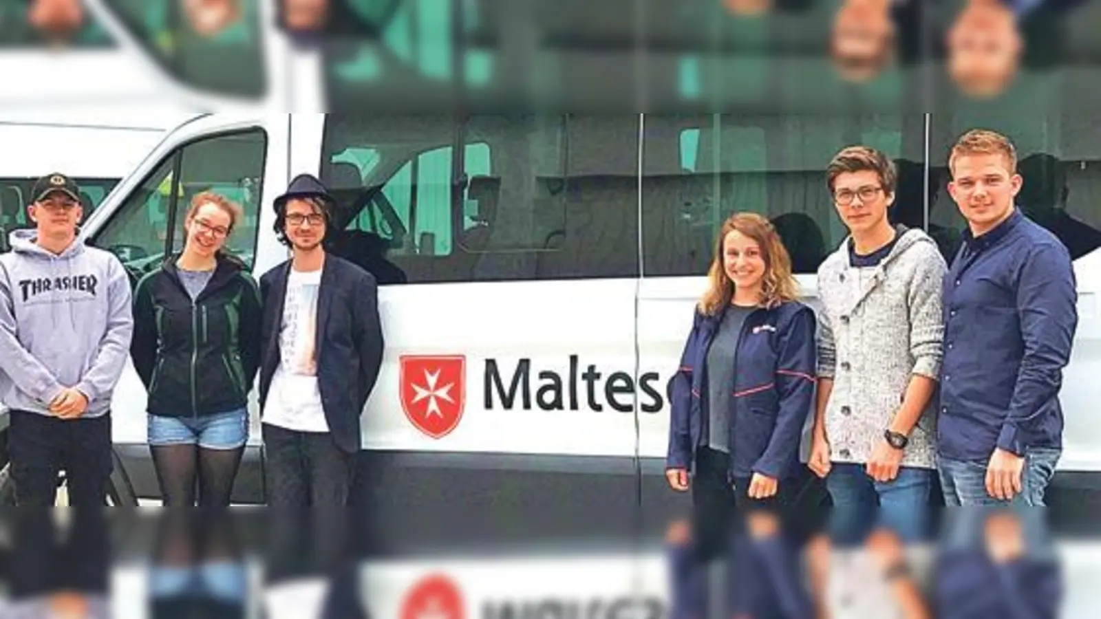 Ein gutes Team: die diesjährigen Malteser »Bufdis« Felix, Anna, David, Magdalena und Simon mit Kreisgeschäftsführer Sebastian Oberpriller. 	 (Foto: Beatrix Kautzner/Malteser)