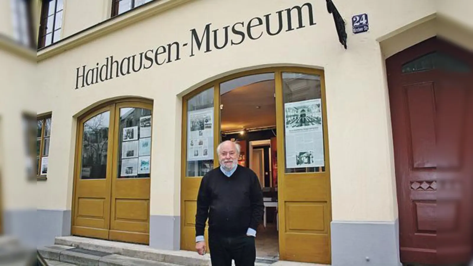 Hermann Wilhelm hat das Haidhausen-Museum in der Kirchenstraße vor 40 Jahren gegründet. Für historisch Interessierte im Viertel ist es längst mehr als ein Geheimtipp.	 (Foto: js)