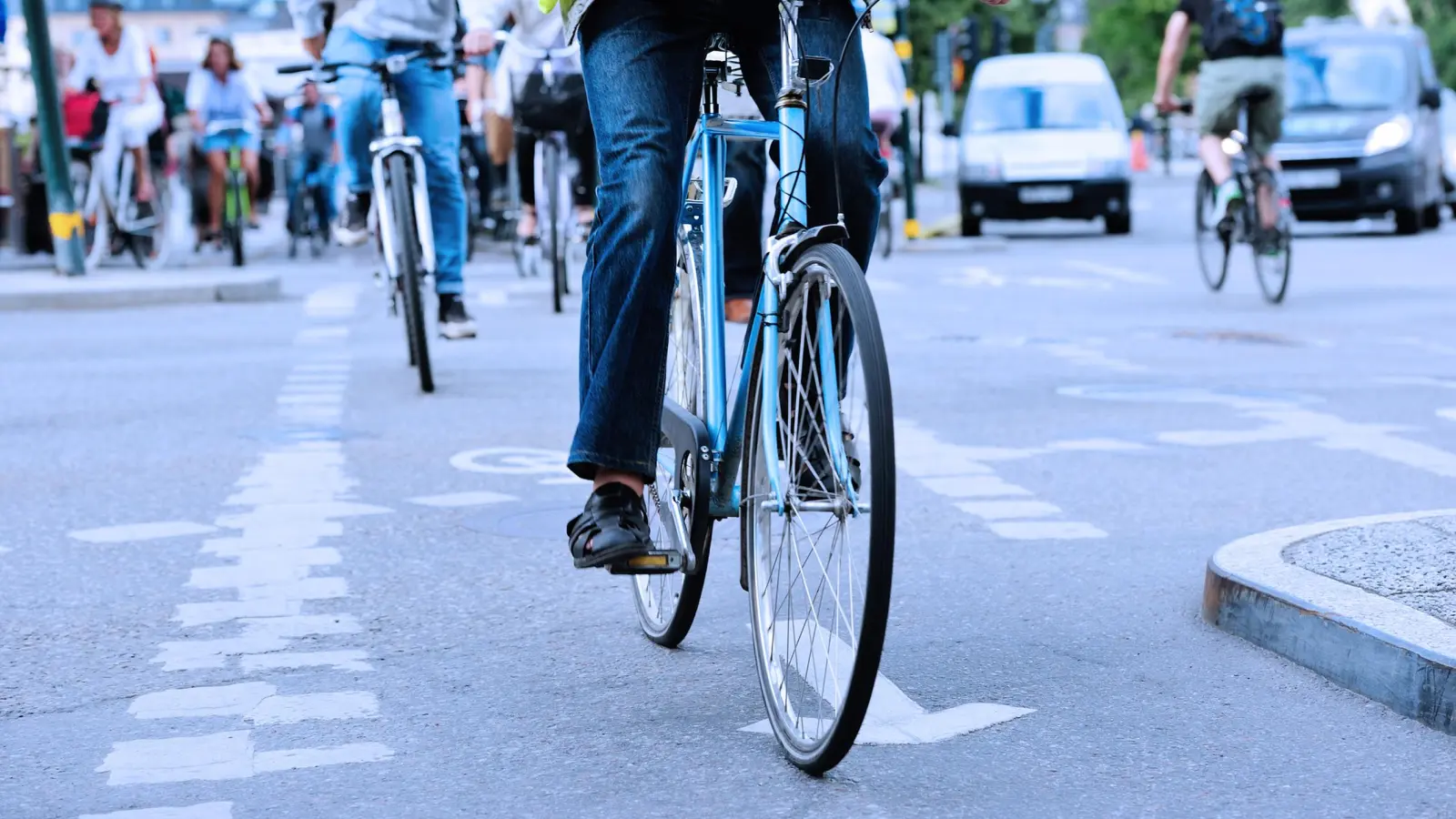 Radfahrer haben besonderen Grund zur Freude. Mindestens ein neuer Radschnellweg wird kommen.  (Foto: Auto-Medienportal.Net/D.A.S.)