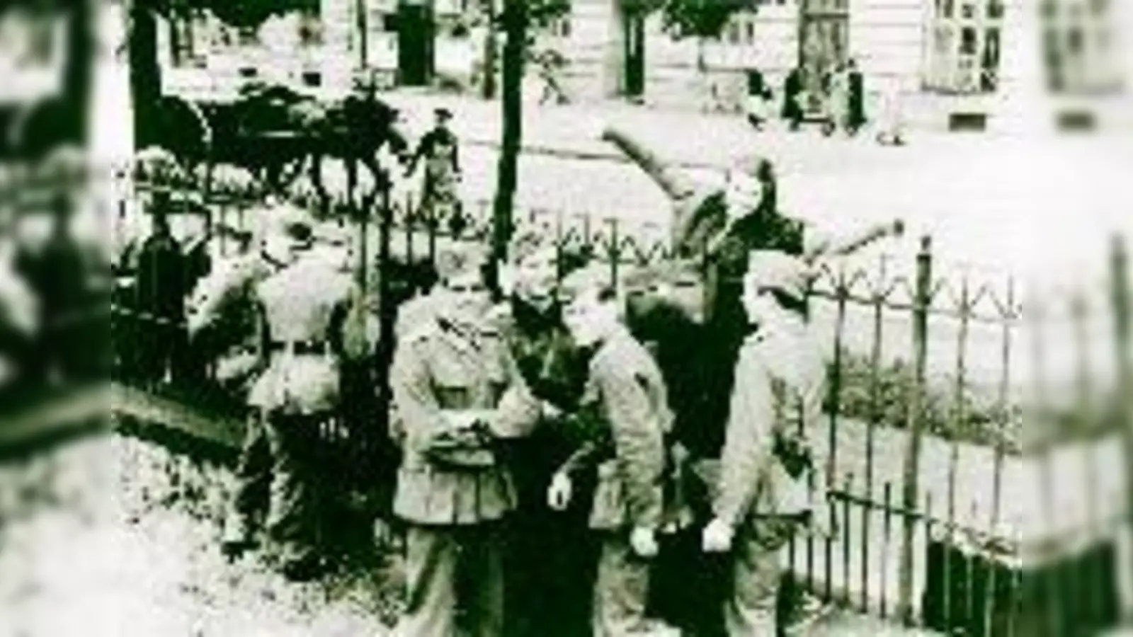 Zaun an der Orleansstraße: Sophie Scholl verabschiedete dort 1942 ihre Freunde.	 (Foto: G. J. Wittenstein, ms)