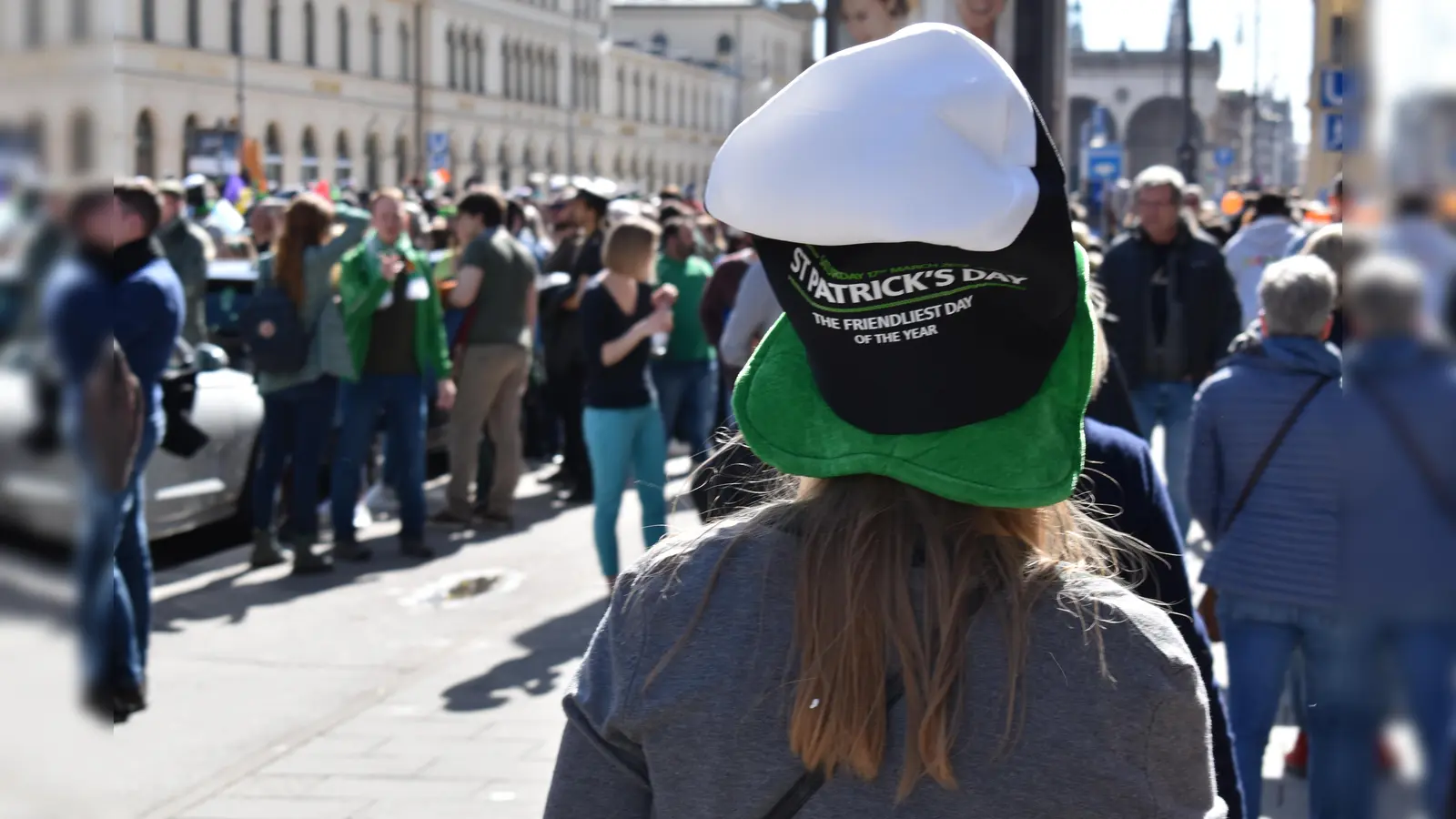 Eine Stadt wird grün: Heuer findet die 25. St. Patrick’s Day-Parade statt. (Foto: Daniel Mielcarek)