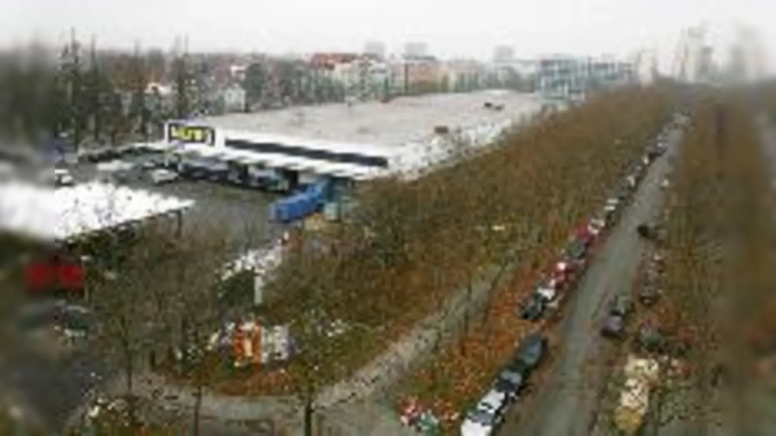 Erst am Mittwochabend werden Bilder von der Neubebauung veröffentlicht. Soviel ist sicher: das Metro- und Holiday Inn-Gelände wird sich sehr  (verändern.F.: ms)