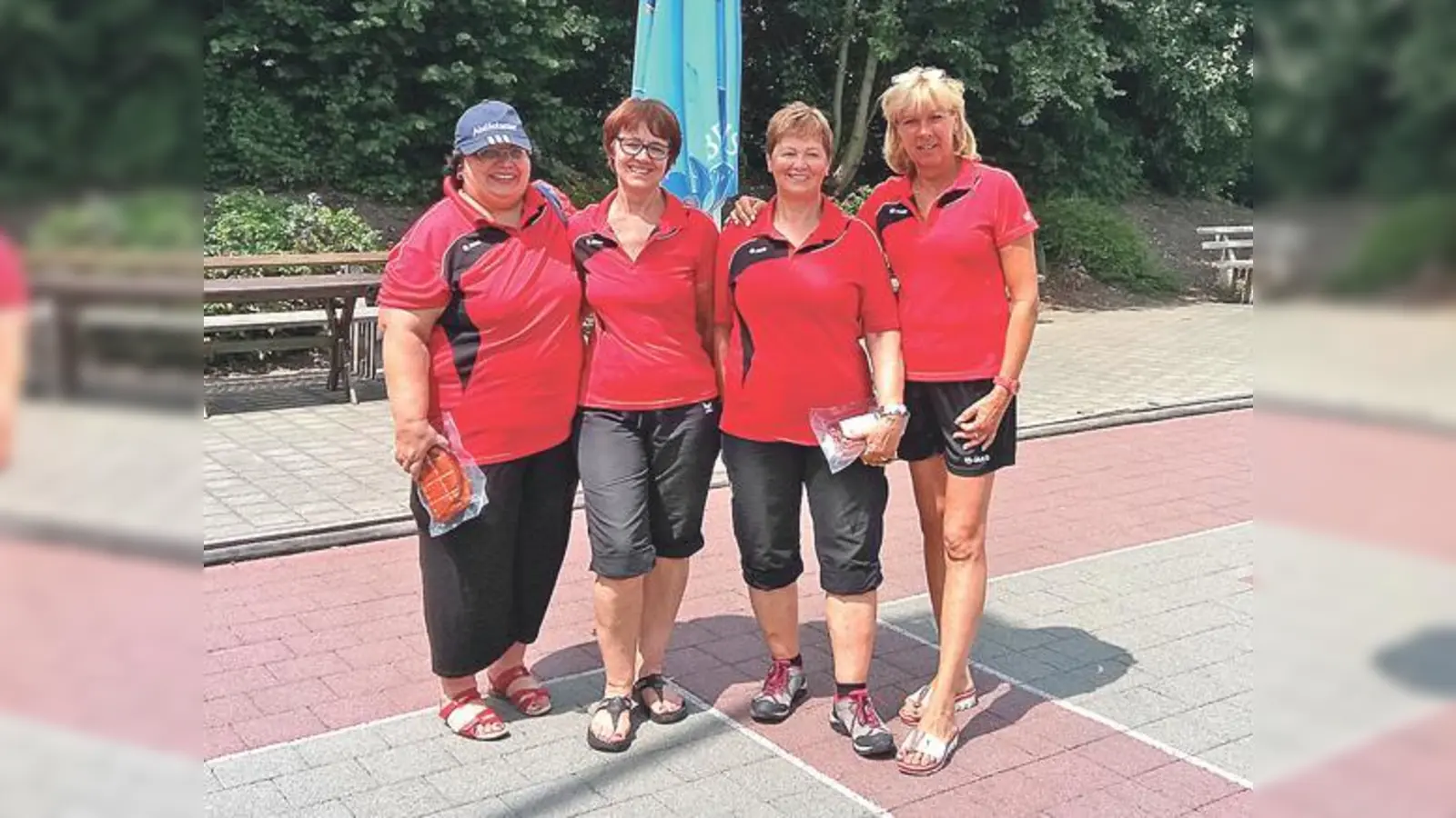 Stolze Siegerinnen (von links): Maria Anke, Brigitte Schmaderer, Luise Schätz und Silvia Berger.	 (Foto: Verein)