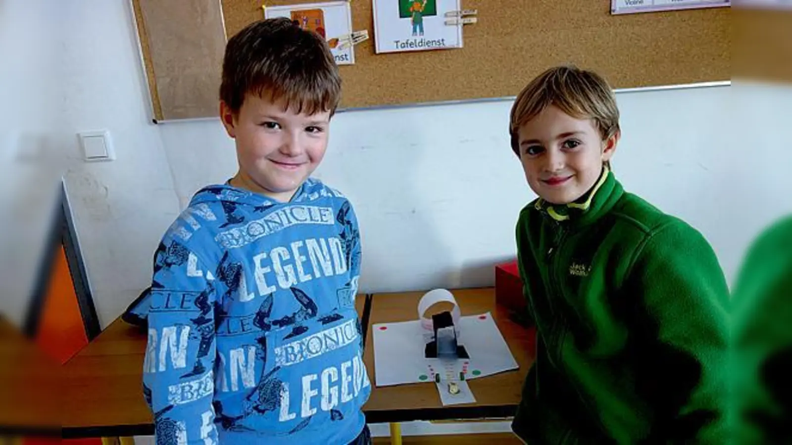 Die kleinen Spieleerfinder Mika und Luca, beide 6 Jahre alt (v.l.).	 (Foto: Gemeinde Haar)