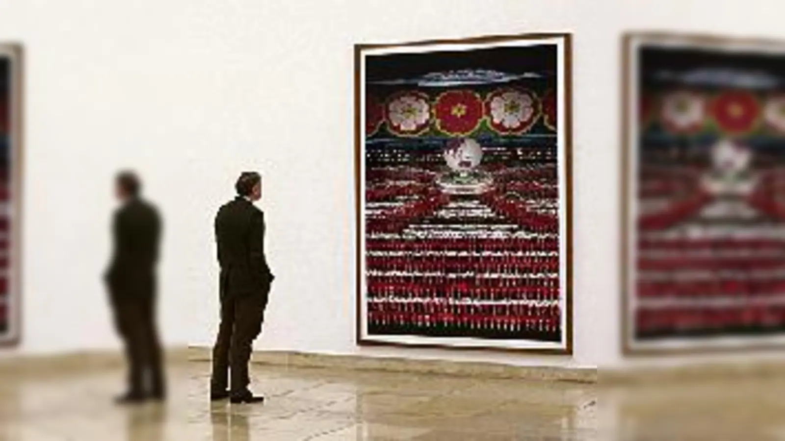 Eher selten allein ist man bei der Gursky-Ausstellung im Haus der Kunst.  (Foto: Wilfried Petzi)