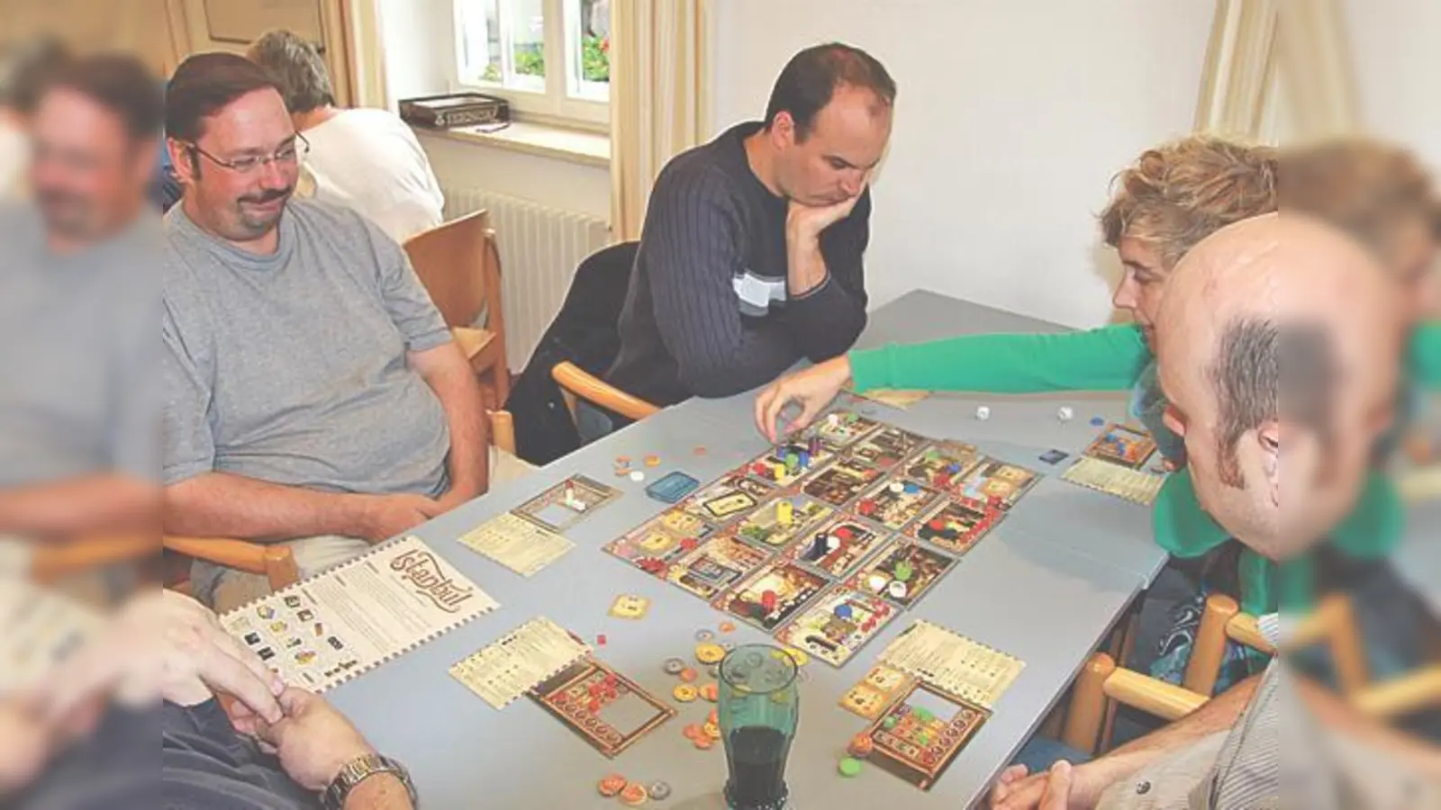 Der »Tag des Spiels« des Bayerischen Spiele-Archivs lockte an die 100 Besucher ins Bürgerhaus.	 (Foto: VA)