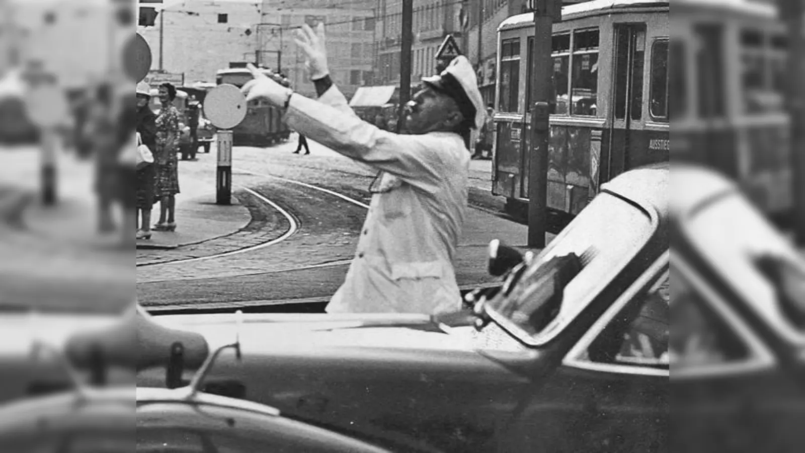 Um dem zunehmenden Verkehr in der Innenstadt Herr zu werden, war die Münchner Polizei schwer gefordert.  (Fotos: Polizeipräsidium)