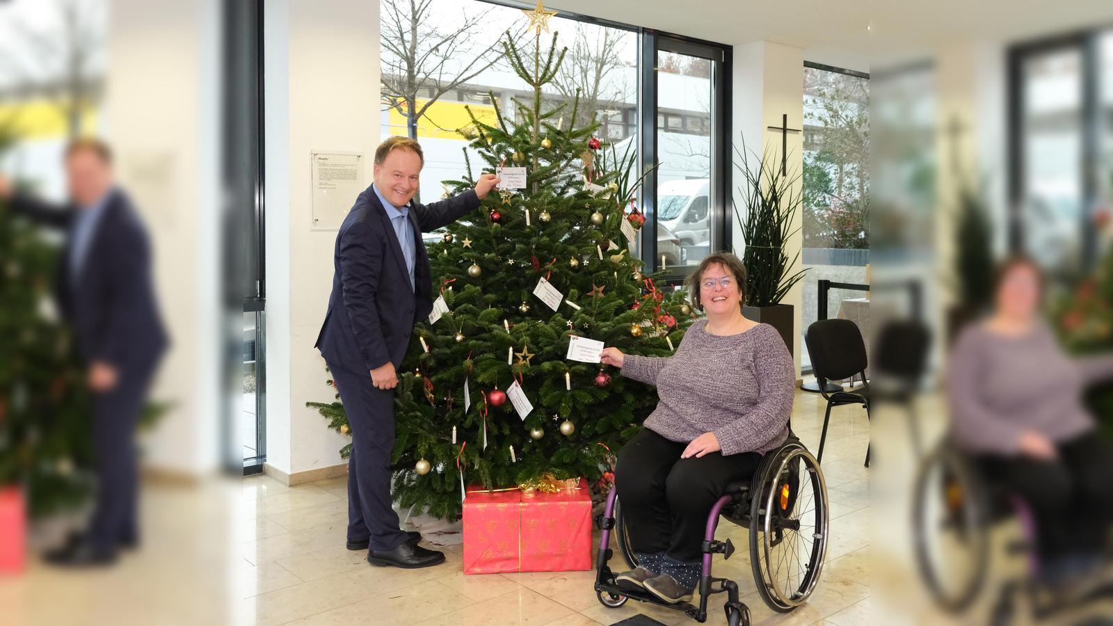 Wunschbaumaktion-im-Landratsamt
