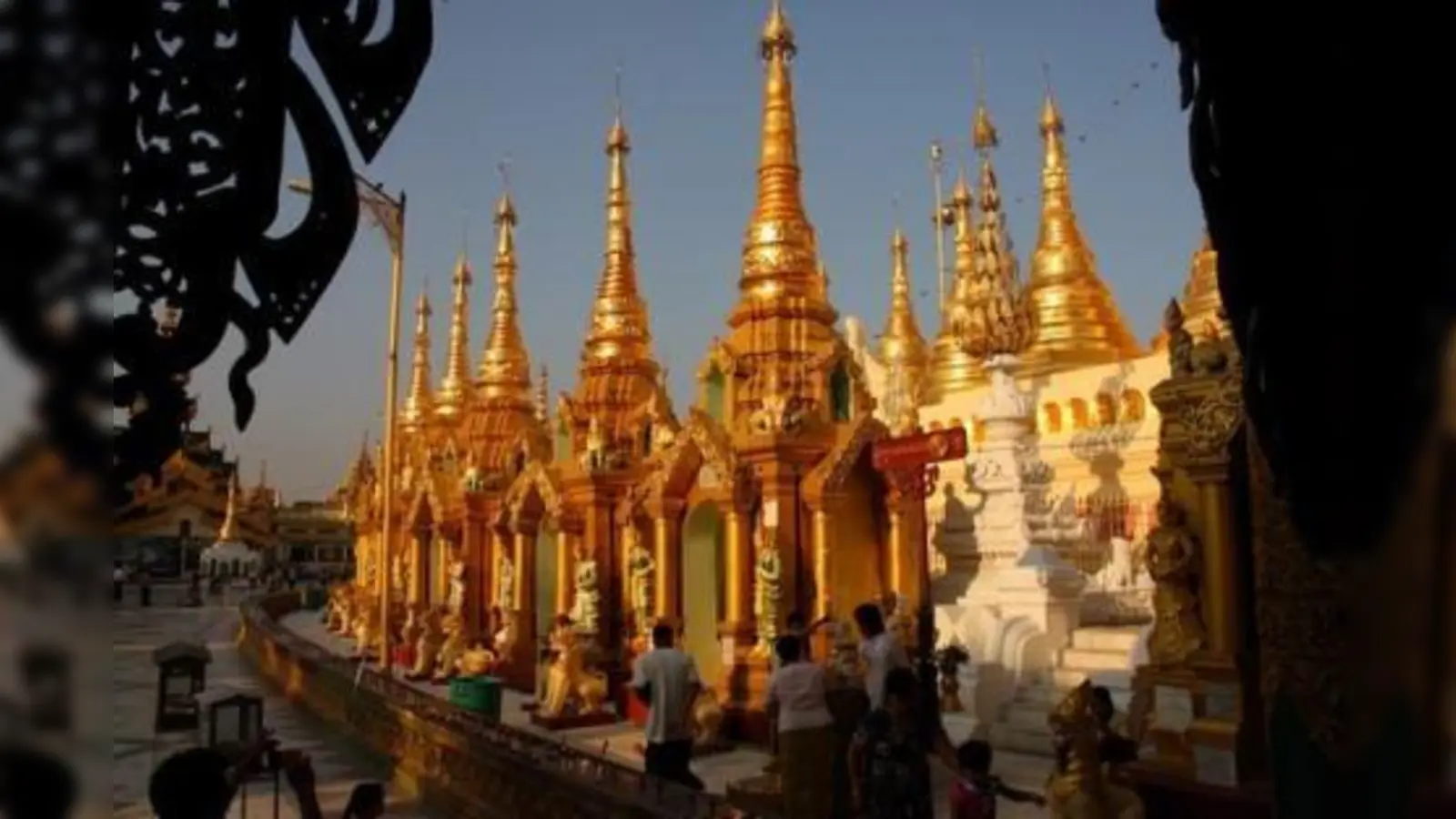 Prächtige Tempel und eindrucksvolle Landschaften: Klaus Dolczewskis Myanmar-Multimedia-Show entführt in eine fremde Welt.