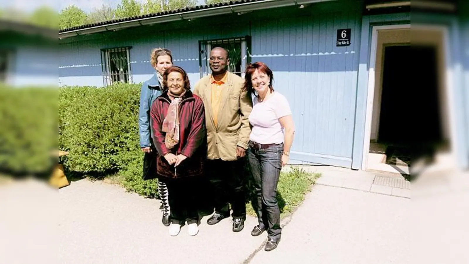 Die SPD-Landtagsabgeordnete Diana Stachowitz zu Besuch in der Franz-Mader-Straße.  	 (Foto: VA)