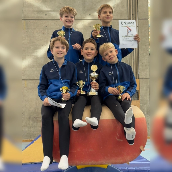 Die Mannschaft M10-11 konnte sich wieder den Sieg holen (v.l.n.r.: oben Dreger Johannes, Lemli Frederik, unten Meyer Lucas, Eggel Andreas, Balg Benedikt). (Foto: TSV Unterpfaffenhofen-Germering)