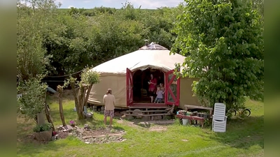 Vor allem junge Familien träumen von einem Leben jenseits des beruflichen Hamsterrads und teurer Mieten.  (Foto: VA)
