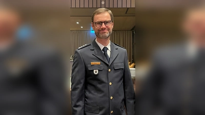 Der Leiter der PI 31, 1. Polizeihauptkommissar Siegfried Graf, gab einen Überblick über das Kriminalitätgeschehen in Sauerlach. (Foto: hw)