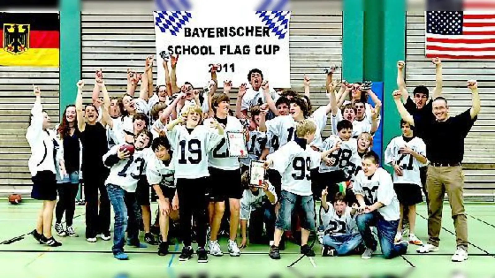 Die U-15-Jugend der Freien Schule Glonntal wurde bayerischer Schulmeister im Flag Football  bei den Wettkämpfen im April in Nürnberg.	 (Foto: Andreas Mayr)
