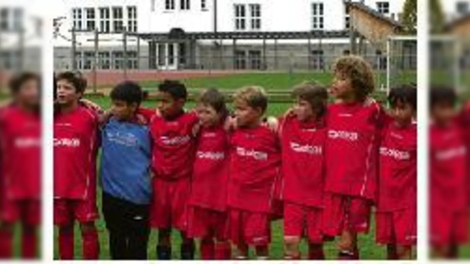 Feierten gegen den TSV Turnerbund einen sehr verdienten 4:2-Sieg  die F1-Junioren des SC Amicitia München.	  (Foto: Privat)