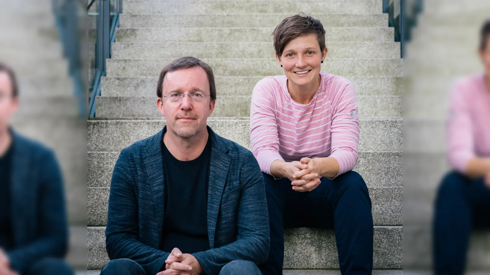 Die Gastgeber der aus Ismaning bekannten Poetry-Show sind Meike Harms und Markus Berg. (Foto: privat)