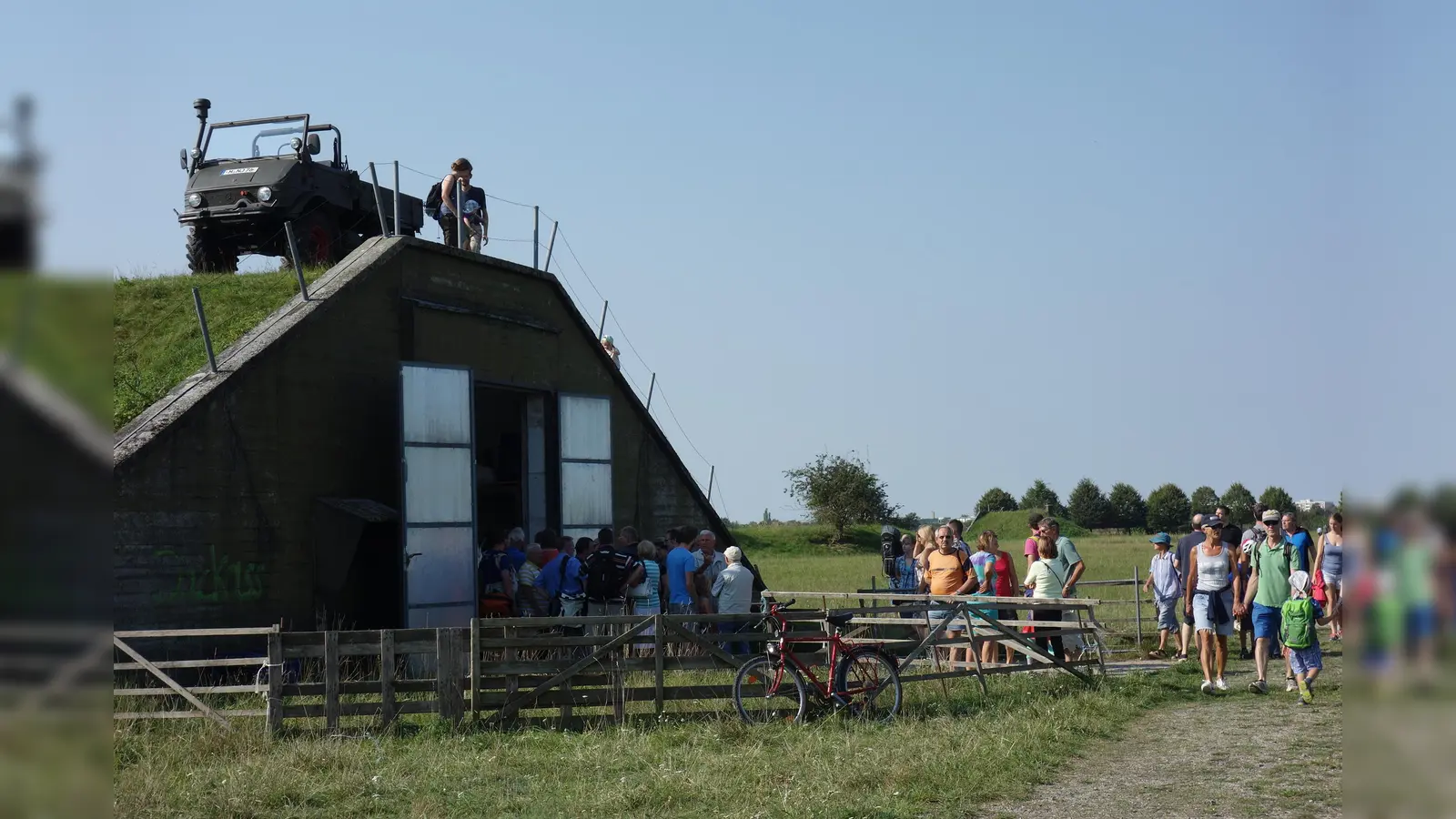 Die militärischen Bunker aus dem 2. Weltkrieg kann man von Innen nur im Rahmen von Führungen besichtigen.  (Foto: hw)