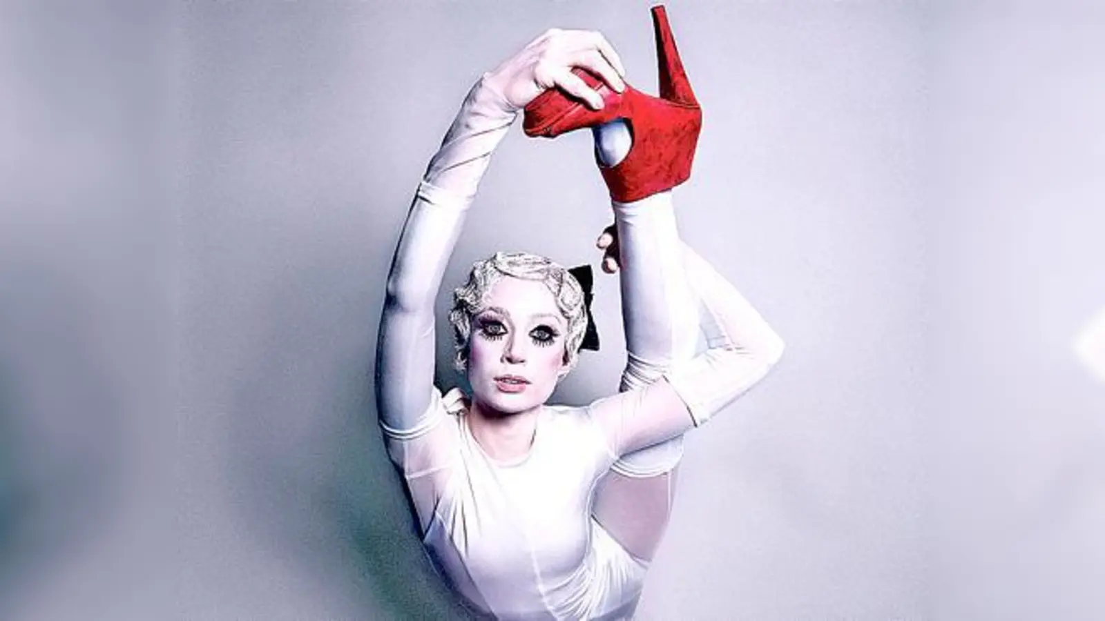 Atemberaubende Akrobatik erwartet die Zuschauer im »Grand Chapiteau«.	 (Foto: Matthias Edwall)