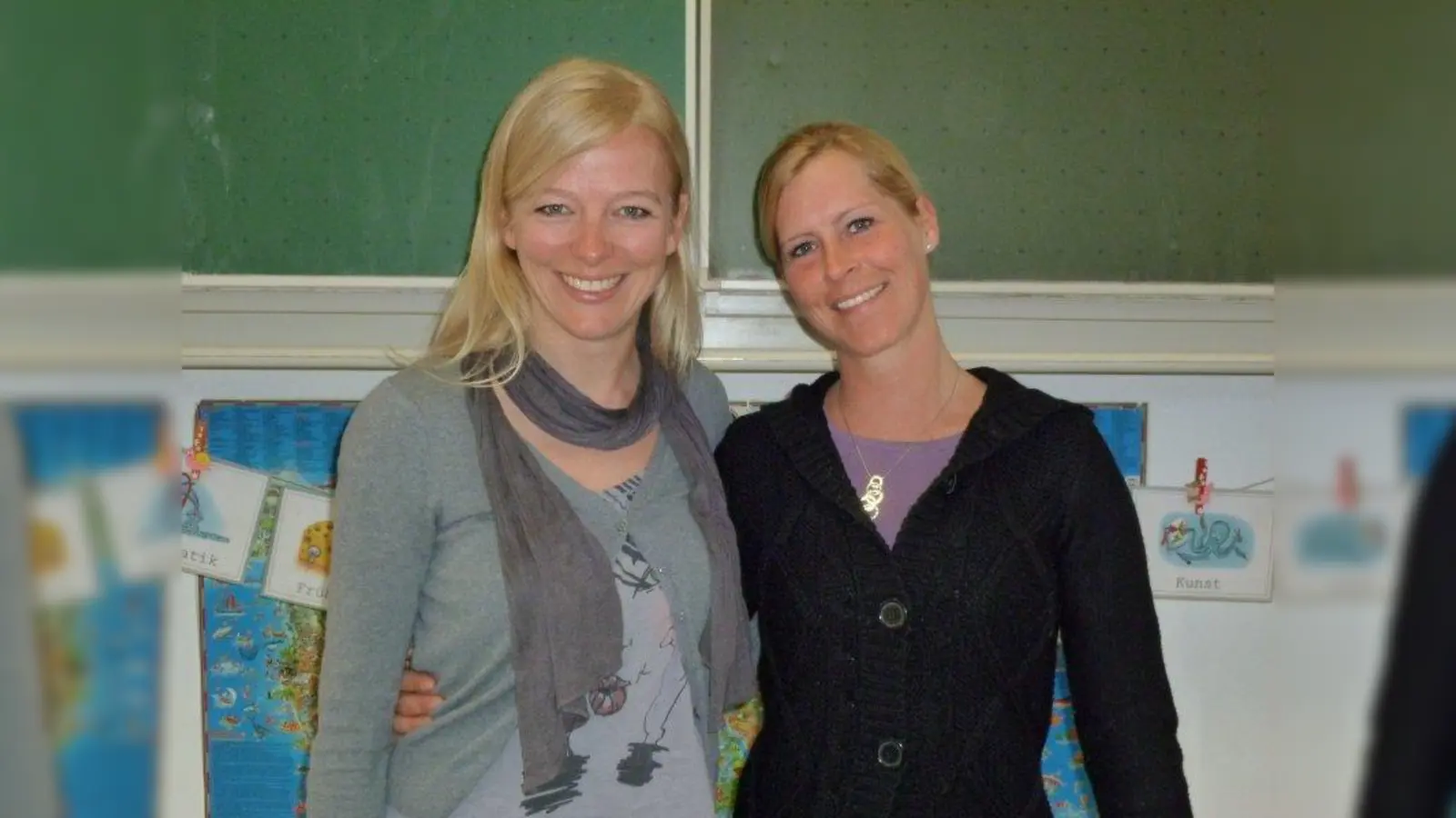 Barbara Wegener (r.) und Judith Fritzsche unterrichten gemeinsam die Tandemklasse der Grundschule an der Schrobenhausener Straße. (Foto: BK)