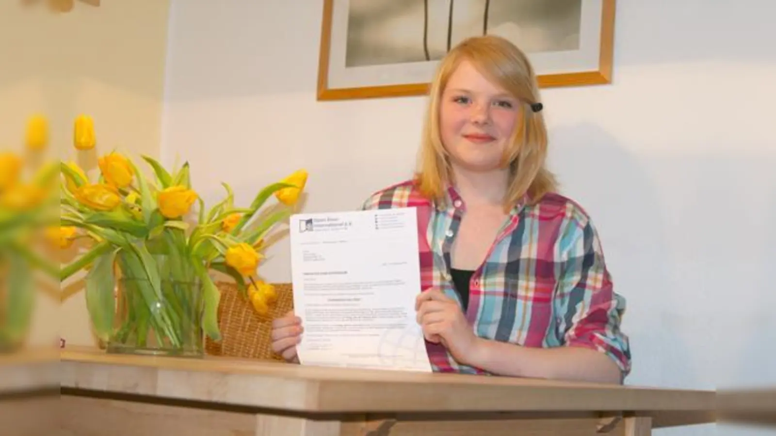Anne Jung hilft seit Jahren ehrenamtlich im Reittherapiezentrum Wörnbrunn. Das wurde jetzt mit einem Stipendium belohnt. 	 (Foto: mst)
