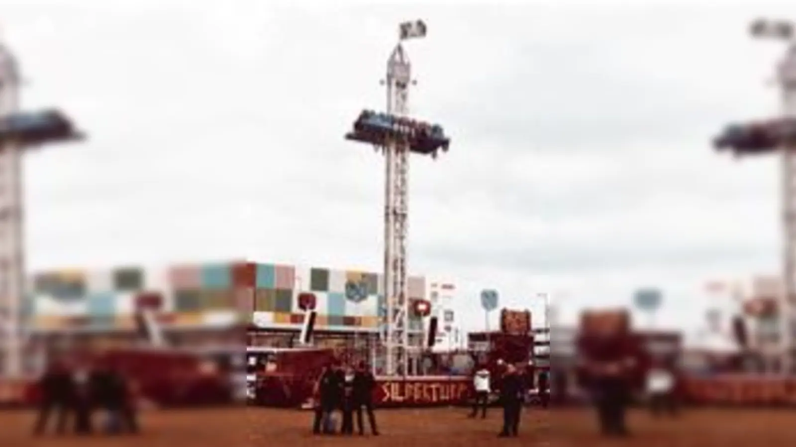 Hoch hinaus gehts beim Frühlingsfest am Hasenbergl.  (Foto: R.K.)