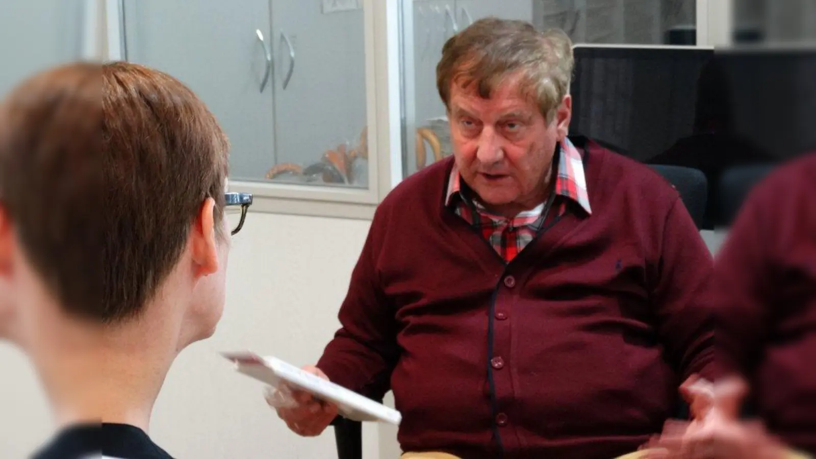 Helmut Zöpfl bei seinem Besuch in der Redaktion des Münchner Wochenanzeigers. (Foto: E.S.)