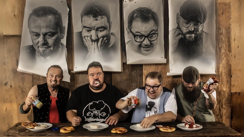 Bayerische Unterhaltung versprechen Da Meier &amp; Watschnbaam im Klementsaal Isen. (Foto: Hubert Lankes)